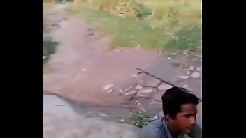 Indiano comendo tua mãe