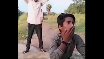 Indiano comendo tua mãe