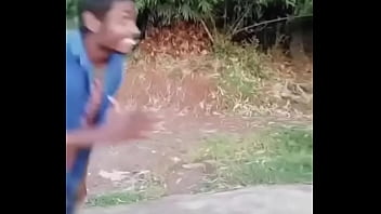 Indiano comendo tua mãe