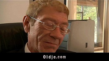 Old boss fucking his young secretary Old boss fucking his young secretary