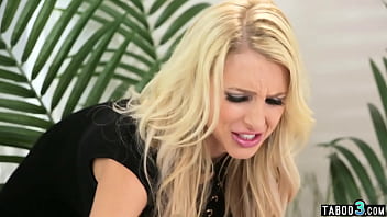 Angry cougar wife r fuck with a stranger