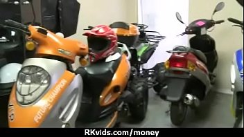 Amateur girl goes wild 27