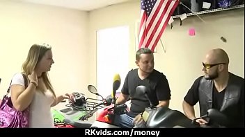 Amateur girl goes wild 27