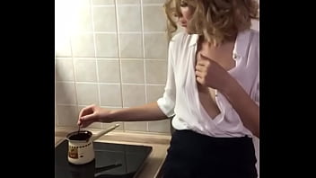 Секретуточка хочет сосать