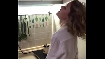 Секретуточка хочет сосать