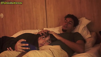 Nonton Mi Hermanastra Estaba Viendo Una Peli Y Me La Folle Antes De Que Nos Descubran thumbnail