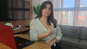 Mi peor estudiante me seduce con su gran culo