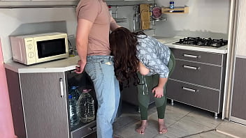 Mature milf did not have to be persuaded for anal for a long time