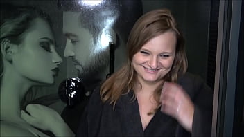 Mein erstes squirting video spontan beim doggyfick in der dampfsauna gesquirtet