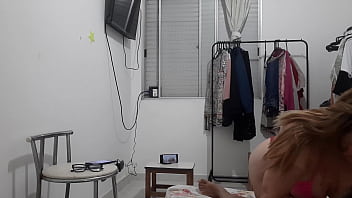 Vivi guedez went to test out her new gift from a sex shop and it ended up not working