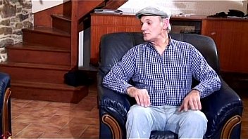 Papy watching a couple fucking