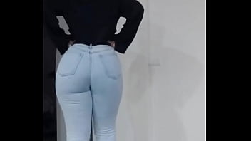 Ready to go out at night looking for love ️