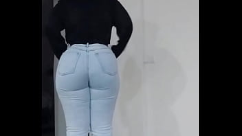 Ready to go out at night looking for love ️