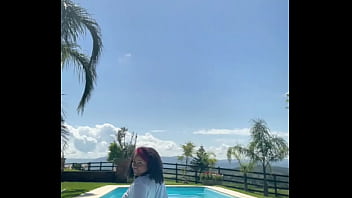 Chubby ebony farting like crazy in the pool