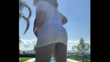Chubby ebony farting like crazy in the pool