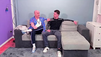 Nonton La Cameriera Italiana Sara Si Fa Scopare Dal Maestro &egrave; Il Suo Allievo thumbnail