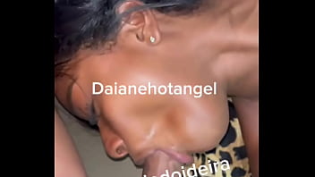 Delícia chupei a pica do novinho toda