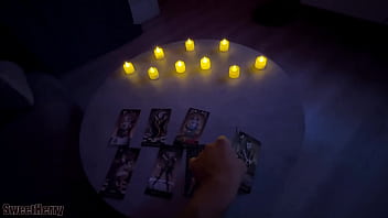 Призвал ведьму чтобы трахнуть ее черным членом в halloween