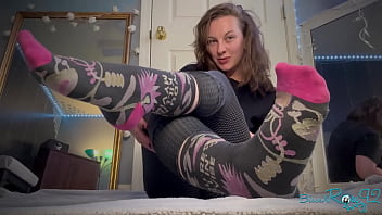 Foot Fetish Dirty Talk Barefoot Milf Feet Soles Toes Pedicure thumbnail