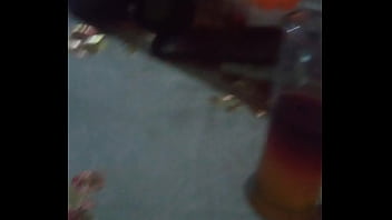 Toxica marcando territorio