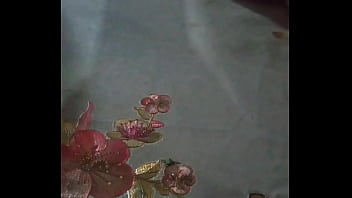 Toxica marcando territorio