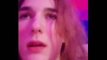 Trying to find the perfect angle for y'all to see just how brain dead i am