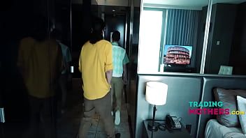 Their stepmoms want to be fucked for stepmother's day