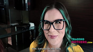 Their stepmoms want to be fucked for stepmother's day