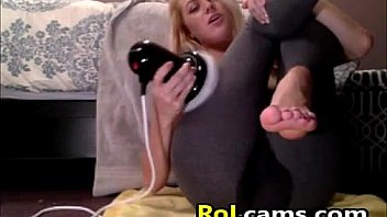 Horny teen toying squirting in pants