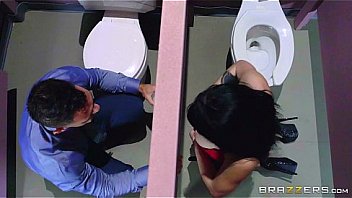 Brazzers noelle easton b got boobs Brazzers noelle easton b got boobs