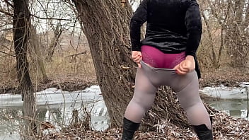 Mother in law in white pantyhoses and big panties pees outdoors