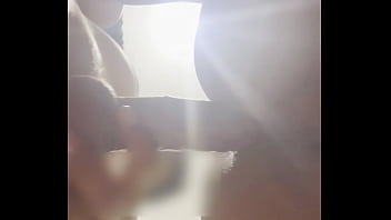 Con saliva para que le entre en el culo 100êsero