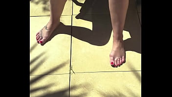 Tu veux voir la suite ça tombe bien elle est gratuite pour mes abonnés fans