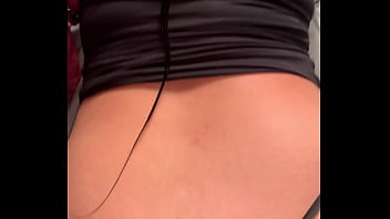 Le encanta la verga y las tangas