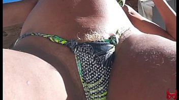 Blondevilsexywoman golden hair