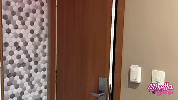 Putinha da quebrada gosta de dar pra gay fez os 4 comer xota