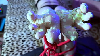 Tickling her soles was a dream come true