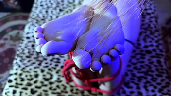 Tickling her soles was a dream come true