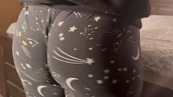 Has a huge hungry ass