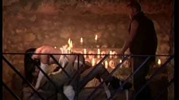 Anal fistin and 2 cocks to make laura angel cum