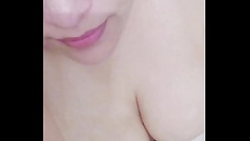Aurora estelar madura milf hot wife mexicana muestra sus enormes tetas por huntr666