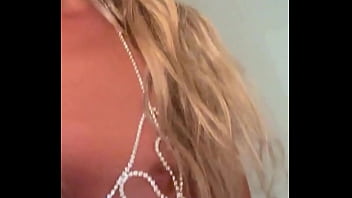 What would i dress like if i was an only girl