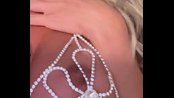 What would i dress like if i was an only girl