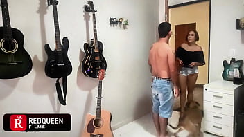 Uma aula de música com um final inusitado a music lesson with an unusual ending