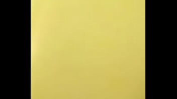 Hawaiian guy jaggin off