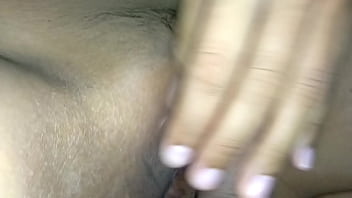 ควยแหย่รูหีและถูแตด