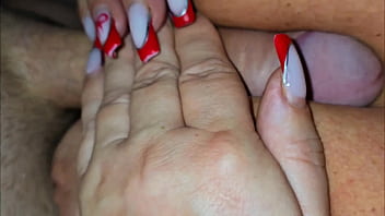 The lover of cheating on her husband is back in business