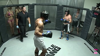 Alexis texas a really attractive blonde individual bestows a messy blowjob and her genitals onto the victorious combatant