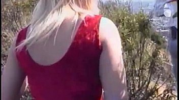 Pearl is smoking hot