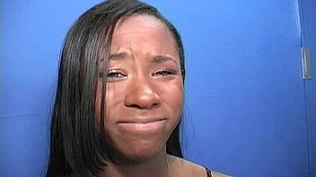 Ebony backs her booty all the way to the gloryhole 23